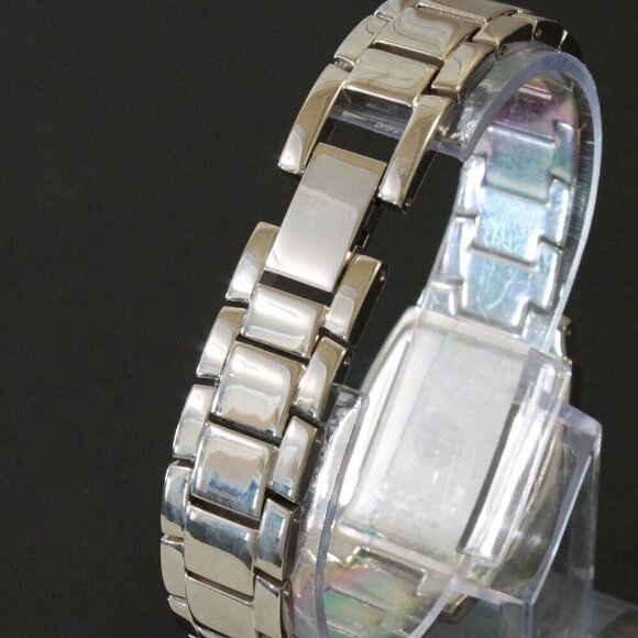 Caravelle Ladies Tonneau Style Quartz Watch By Bulova Silver Tone 26mm x 37.5mm - Picture 11 of 13